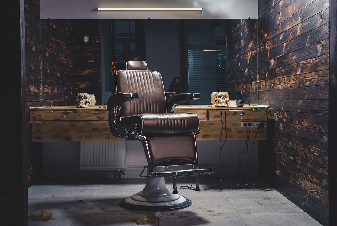tips-on-selecting-stylish-barber-chairs-for-your-spa-or-salon
